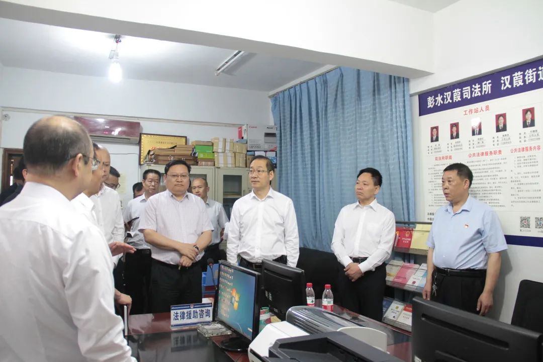 管家婆2024资料精准大全,专业解读方案实施_KXG51.551便携版