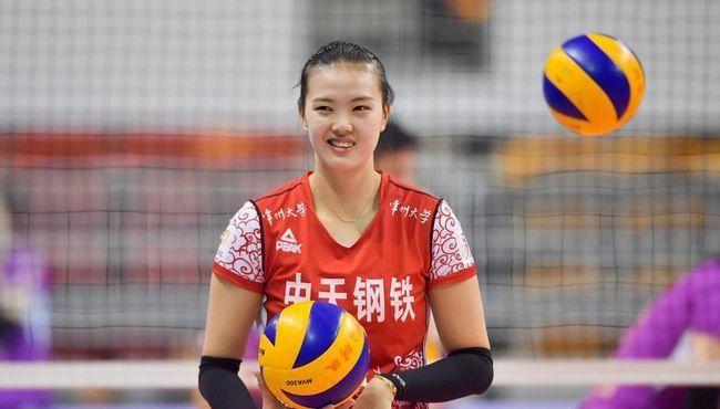女排张常宁赛场重塑风采，科技赋能展现新动态