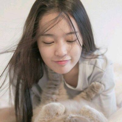 科技与时尚融合之美，最新女生头像精选集
